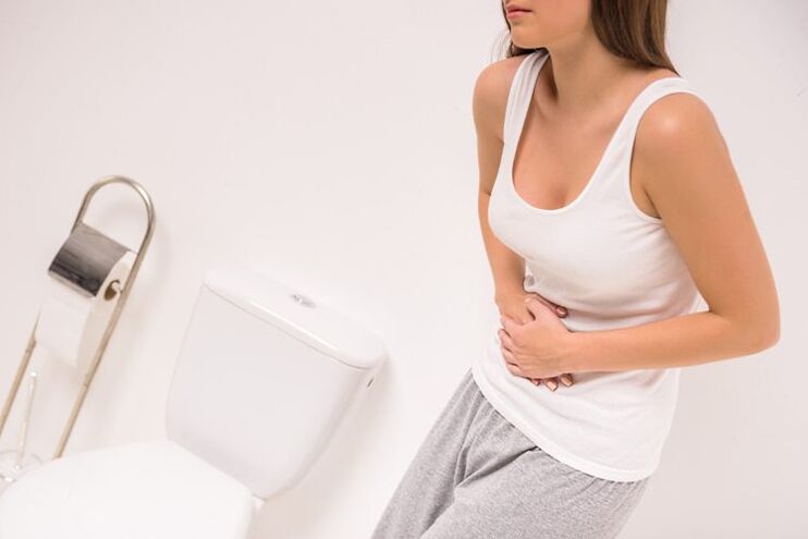 Simptomi cistitisa pri ženskah so bolečine v spodnjem delu trebuha in pogosto uriniranje