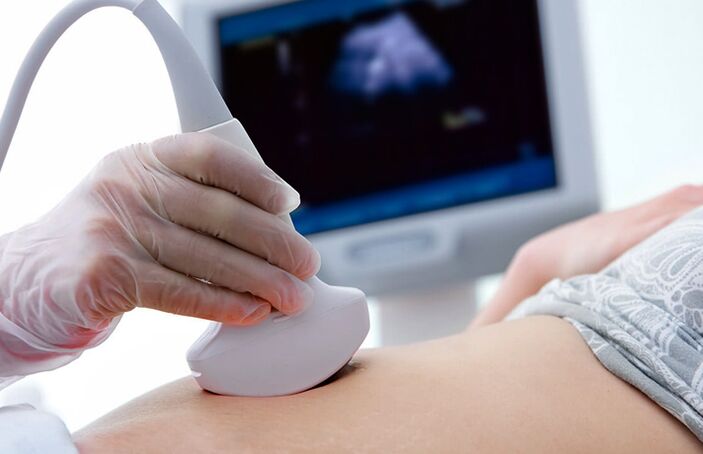 Ultrazvočni pregled mehurja lahko pomaga pri diagnosticiranju cistitisa pri ženskah.